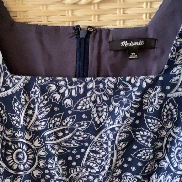 Poplin-Pop Sleeve Tiered Dress in Paisley Garden 💙💙💙by Madewell - Picture 7 of 13